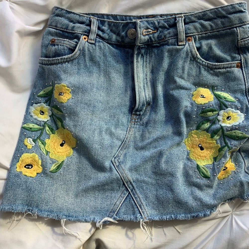 Top shop mini skirt